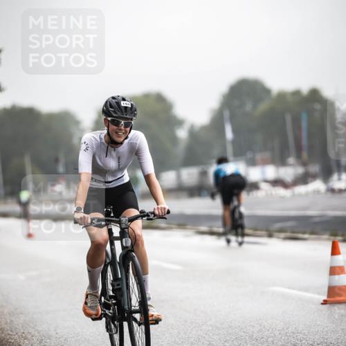 16.08.2026 - KN Förde Triathlon 2026 H.Heesch http://msf.ph/oto/9973322 16.08.2026 10:04:15 Radfahren 227, 228 meine-sportfotos.de