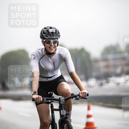16.08.2026 - KN Förde Triathlon 2026 H.Heesch http://msf.ph/oto/9973332 16.08.2026 10:04:15 Radfahren 227, 228 meine-sportfotos.de