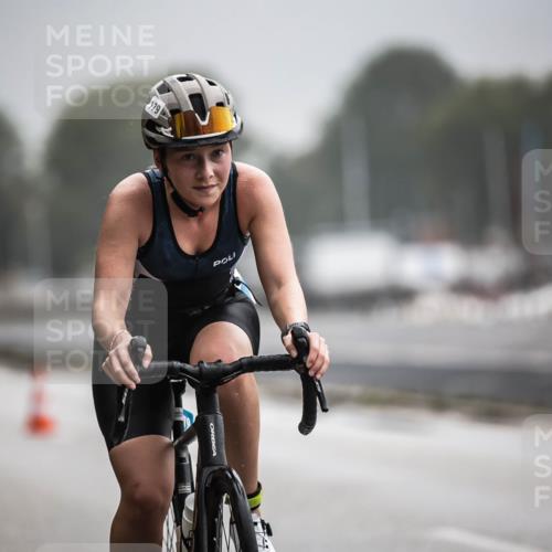 16.08.2026 - KN Förde Triathlon 2026 H.Heesch http://msf.ph/oto/9973396 16.08.2026 10:04:50 Radfahren 128, 132 meine-sportfotos.de