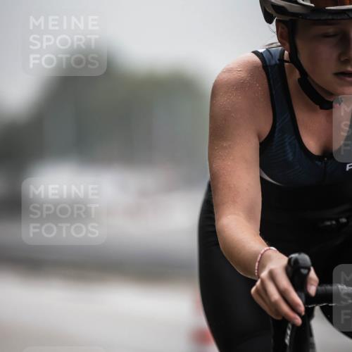 16.08.2026 - KN Förde Triathlon 2026 H.Heesch http://msf.ph/oto/9973408 16.08.2026 10:04:50 Radfahren 128, 132 meine-sportfotos.de