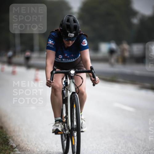 16.08.2026 - KN Förde Triathlon 2026 H.Heesch http://msf.ph/oto/9973425 16.08.2026 10:05:50 Radfahren 234, 247, 253 meine-sportfotos.de