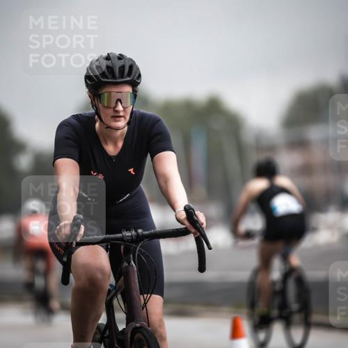 16.08.2026 - KN Förde Triathlon 2026 H.Heesch http://msf.ph/oto/9973608 16.08.2026 10:06:48 Radfahren  meine-sportfotos.de