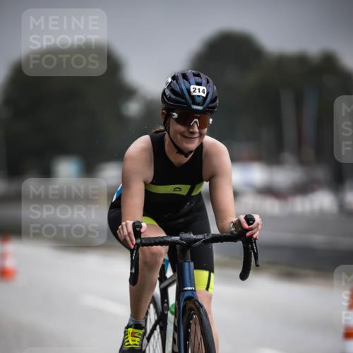 16.08.2026 - KN Förde Triathlon 2026 H.Heesch http://msf.ph/oto/9973634 16.08.2026 10:07:41 Radfahren 134, 223, 254 meine-sportfotos.de