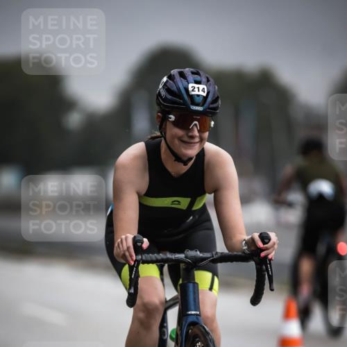 16.08.2026 - KN Förde Triathlon 2026 H.Heesch http://msf.ph/oto/9973637 16.08.2026 10:07:41 Radfahren 134, 223, 254 meine-sportfotos.de