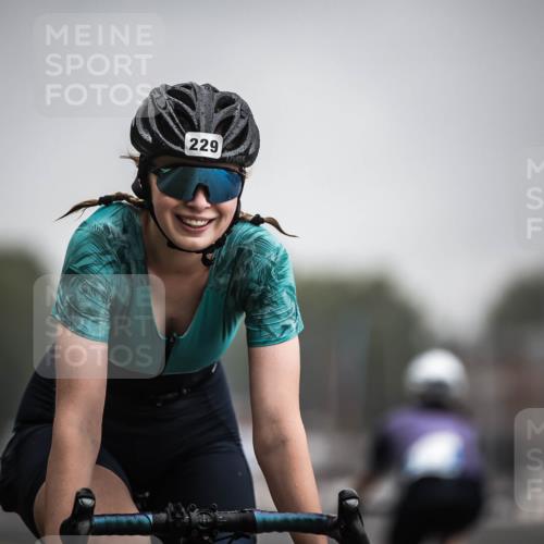 16.08.2026 - KN Förde Triathlon 2026 H.Heesch http://msf.ph/oto/9973663 16.08.2026 10:08:00 Radfahren 216, 264 meine-sportfotos.de