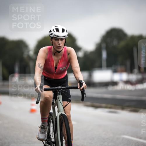 16.08.2026 - KN Förde Triathlon 2026 H.Heesch http://msf.ph/oto/9973707 16.08.2026 10:11:20 Radfahren  meine-sportfotos.de