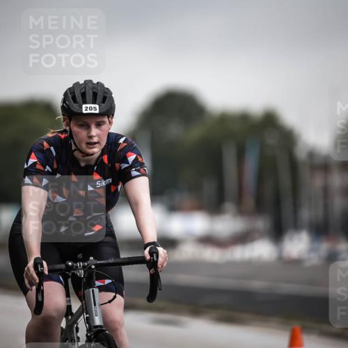 16.08.2026 - KN Förde Triathlon 2026 H.Heesch http://msf.ph/oto/9973787 16.08.2026 10:12:13 Radfahren  meine-sportfotos.de