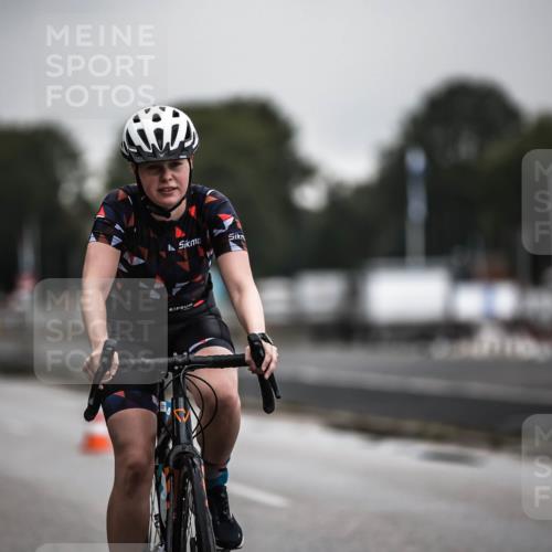 16.08.2026 - KN Förde Triathlon 2026 H.Heesch http://msf.ph/oto/9973822 16.08.2026 10:13:24 Radfahren  meine-sportfotos.de
