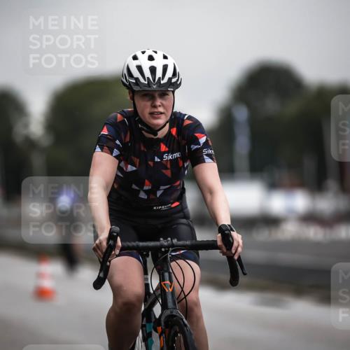 16.08.2026 - KN Förde Triathlon 2026 H.Heesch http://msf.ph/oto/9973828 16.08.2026 10:13:24 Radfahren  meine-sportfotos.de