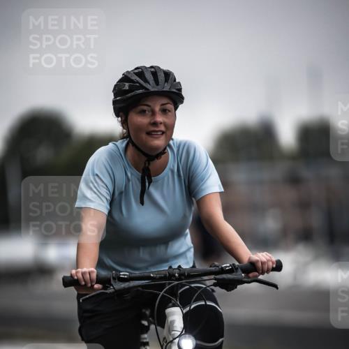 16.08.2026 - KN Förde Triathlon 2026 H.Heesch http://msf.ph/oto/9973994 16.08.2026 10:14:57 Radfahren  meine-sportfotos.de