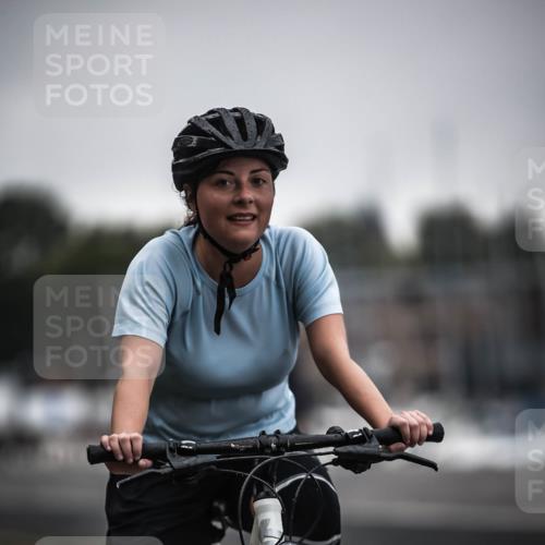 16.08.2026 - KN Förde Triathlon 2026 H.Heesch http://msf.ph/oto/9973995 16.08.2026 10:14:57 Radfahren  meine-sportfotos.de