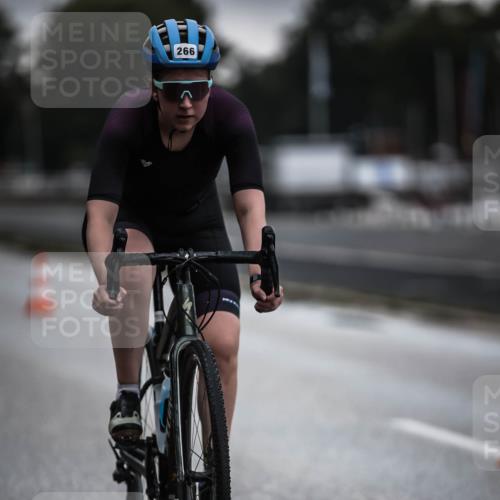 16.08.2026 - KN Förde Triathlon 2026 H.Heesch http://msf.ph/oto/9974024 16.08.2026 10:15:20 Radfahren 253 meine-sportfotos.de