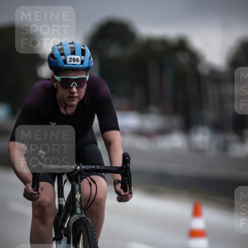 16.08.2026 - KN Förde Triathlon 2026 H.Heesch http://msf.ph/oto/9974028 16.08.2026 10:15:20 Radfahren 253 meine-sportfotos.de
