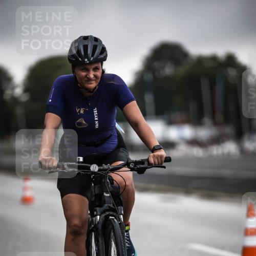 16.08.2026 - KN Förde Triathlon 2026 H.Heesch http://msf.ph/oto/9974044 16.08.2026 10:16:35 Radfahren  meine-sportfotos.de