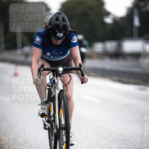 16.08.2026 - KN Förde Triathlon 2026 H.Heesch http://msf.ph/oto/9974137 16.08.2026 10:18:24 Radfahren  meine-sportfotos.de