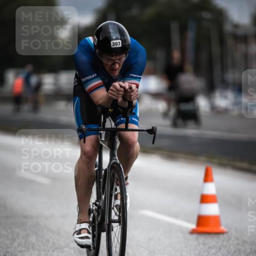 16.08.2026 - KN Förde Triathlon 2026 H.Heesch http://msf.ph/oto/9974316 16.08.2026 10:59:45 Radfahren 307, 318 meine-sportfotos.de