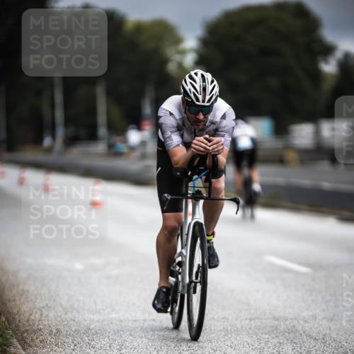 16.08.2026 - KN Förde Triathlon 2026 H.Heesch http://msf.ph/oto/9974333 16.08.2026 11:00:38 Radfahren 302 meine-sportfotos.de