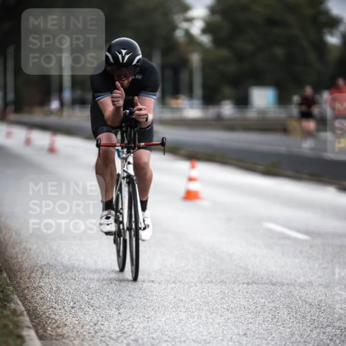 16.08.2026 - KN Förde Triathlon 2026 H.Heesch http://msf.ph/oto/9974418 16.08.2026 11:01:44 Radfahren 310, 311 meine-sportfotos.de