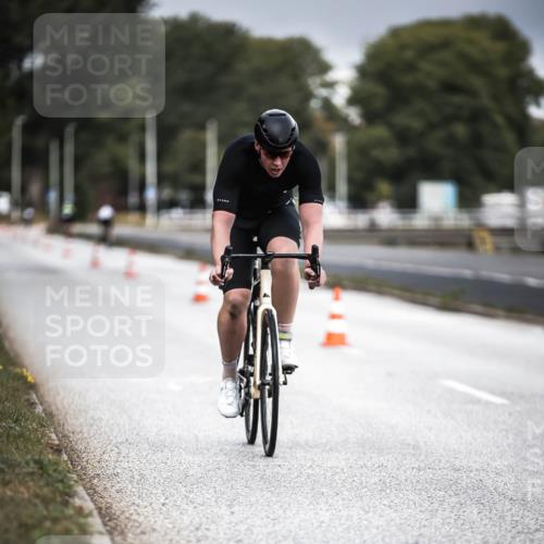 16.08.2026 - KN Förde Triathlon 2026 H.Heesch http://msf.ph/oto/9974574 16.08.2026 11:02:57 Radfahren 221, 312, 337, 341, 373 meine-sportfotos.de
