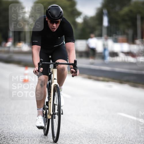 16.08.2026 - KN Förde Triathlon 2026 H.Heesch http://msf.ph/oto/9974586 16.08.2026 11:02:58 Radfahren 221, 312, 337, 341, 373 meine-sportfotos.de