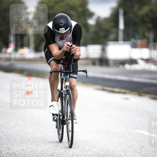 16.08.2026 - KN Förde Triathlon 2026 H.Heesch http://msf.ph/oto/9974617 16.08.2026 11:03:52 Radfahren 310 meine-sportfotos.de