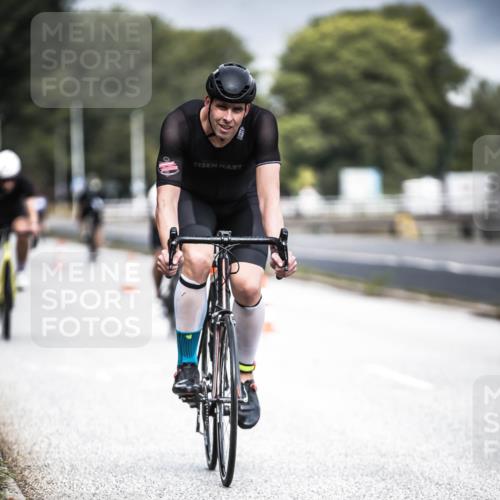 16.08.2026 - KN Förde Triathlon 2026 H.Heesch http://msf.ph/oto/9974664 16.08.2026 11:04:16 Radfahren 309, 329, 340 meine-sportfotos.de