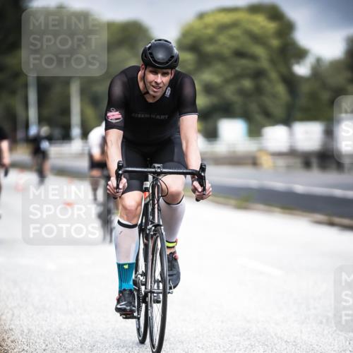 16.08.2026 - KN Förde Triathlon 2026 H.Heesch http://msf.ph/oto/9974666 16.08.2026 11:04:16 Radfahren 309, 329, 340 meine-sportfotos.de