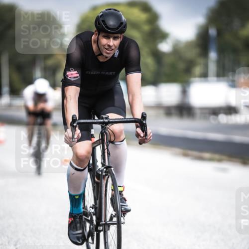 16.08.2026 - KN Förde Triathlon 2026 H.Heesch http://msf.ph/oto/9974671 16.08.2026 11:04:16 Radfahren 309, 329, 340 meine-sportfotos.de