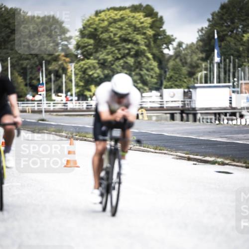 16.08.2026 - KN Förde Triathlon 2026 H.Heesch http://msf.ph/oto/9974679 16.08.2026 11:04:17 Radfahren 309, 329, 340 meine-sportfotos.de
