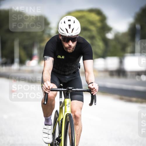 16.08.2026 - KN Förde Triathlon 2026 H.Heesch http://msf.ph/oto/9974687 16.08.2026 11:04:18 Radfahren 309, 329, 340 meine-sportfotos.de