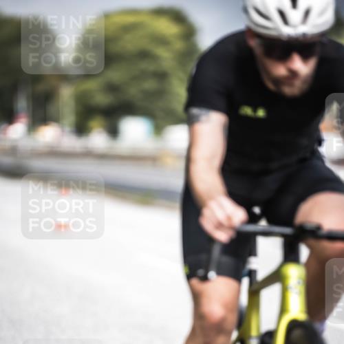16.08.2026 - KN Förde Triathlon 2026 H.Heesch http://msf.ph/oto/9974694 16.08.2026 11:04:19 Radfahren 309, 329, 331, 340 meine-sportfotos.de