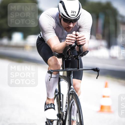 16.08.2026 - KN Förde Triathlon 2026 H.Heesch http://msf.ph/oto/9974728 16.08.2026 11:04:37 Radfahren 321 meine-sportfotos.de