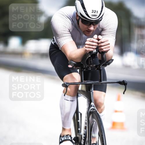 16.08.2026 - KN Förde Triathlon 2026 H.Heesch http://msf.ph/oto/9974729 16.08.2026 11:04:37 Radfahren 321 meine-sportfotos.de