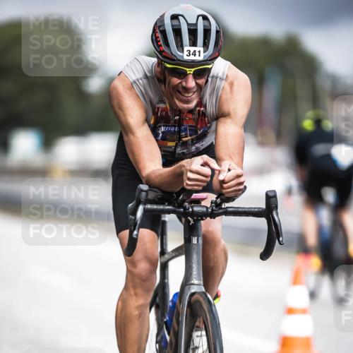 16.08.2026 - KN Förde Triathlon 2026 H.Heesch http://msf.ph/oto/9974807 16.08.2026 11:05:18 Radfahren 341, 350, 355, 367 meine-sportfotos.de