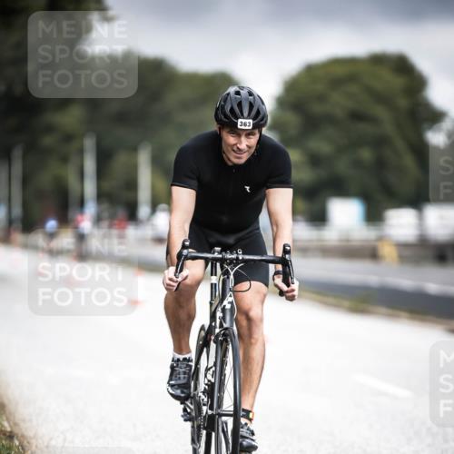 16.08.2026 - KN Förde Triathlon 2026 H.Heesch http://msf.ph/oto/9974809 16.08.2026 11:06:19 Radfahren 339, 363 meine-sportfotos.de