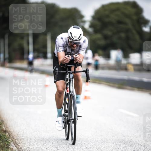 16.08.2026 - KN Förde Triathlon 2026 H.Heesch http://msf.ph/oto/9974848 16.08.2026 11:06:37 Radfahren 331 meine-sportfotos.de