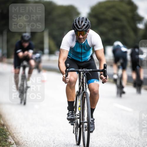 16.08.2026 - KN Förde Triathlon 2026 H.Heesch http://msf.ph/oto/9974897 16.08.2026 11:07:22 Radfahren 302, 322, 328, 345, 348, 371 meine-sportfotos.de