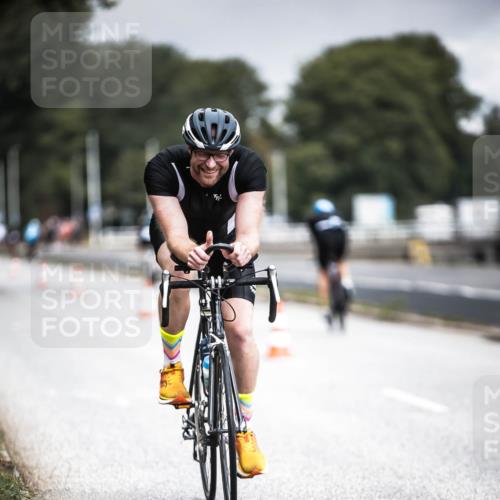 16.08.2026 - KN Förde Triathlon 2026 H.Heesch http://msf.ph/oto/9974985 16.08.2026 11:07:44 Radfahren 355, 367, 391 meine-sportfotos.de