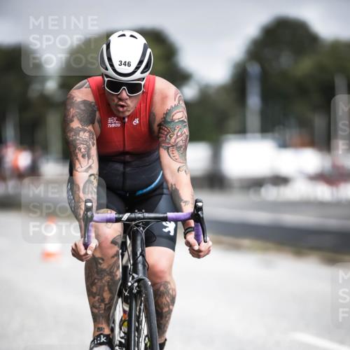 16.08.2026 - KN Förde Triathlon 2026 H.Heesch http://msf.ph/oto/9975031 16.08.2026 11:08:36 Radfahren 342, 346 meine-sportfotos.de