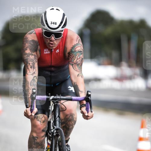 16.08.2026 - KN Förde Triathlon 2026 H.Heesch http://msf.ph/oto/9975034 16.08.2026 11:08:36 Radfahren 342, 346 meine-sportfotos.de