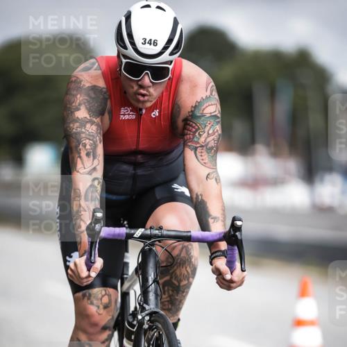 16.08.2026 - KN Förde Triathlon 2026 H.Heesch http://msf.ph/oto/9975036 16.08.2026 11:08:36 Radfahren 342, 346 meine-sportfotos.de