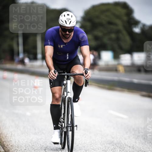 16.08.2026 - KN Förde Triathlon 2026 H.Heesch http://msf.ph/oto/9975042 16.08.2026 11:08:45 Radfahren 311, 318, 339, 352, 365, 372 meine-sportfotos.de