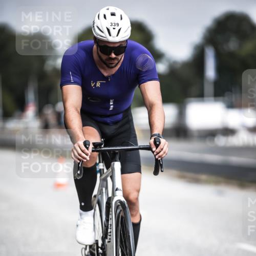 16.08.2026 - KN Förde Triathlon 2026 H.Heesch http://msf.ph/oto/9975050 16.08.2026 11:08:46 Radfahren 311, 318, 339, 352, 365, 372 meine-sportfotos.de