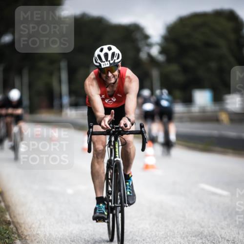 16.08.2026 - KN Förde Triathlon 2026 H.Heesch http://msf.ph/oto/9975056 16.08.2026 11:09:13 Radfahren 304, 308, 317, 353, 354, 368 meine-sportfotos.de