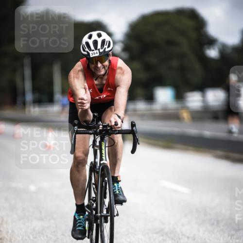 16.08.2026 - KN Förde Triathlon 2026 H.Heesch http://msf.ph/oto/9975060 16.08.2026 11:09:13 Radfahren 304, 308, 317, 353, 354, 368 meine-sportfotos.de