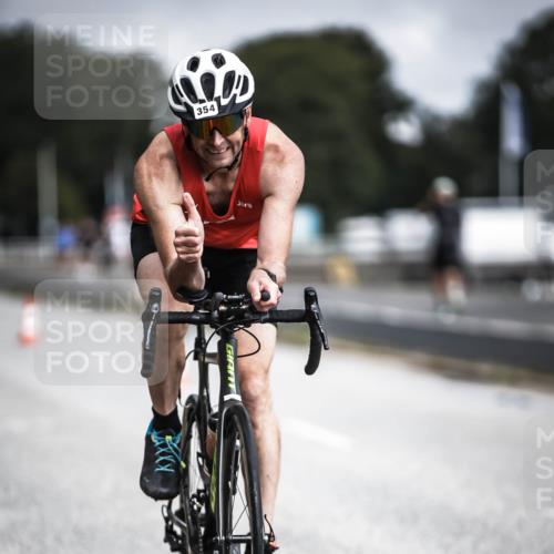 16.08.2026 - KN Förde Triathlon 2026 H.Heesch http://msf.ph/oto/9975064 16.08.2026 11:09:13 Radfahren 304, 308, 317, 353, 354, 368 meine-sportfotos.de