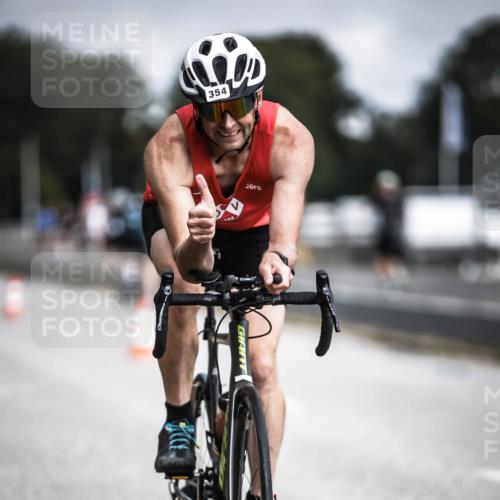 16.08.2026 - KN Förde Triathlon 2026 H.Heesch http://msf.ph/oto/9975066 16.08.2026 11:09:14 Radfahren 304, 308, 317, 354, 368 meine-sportfotos.de