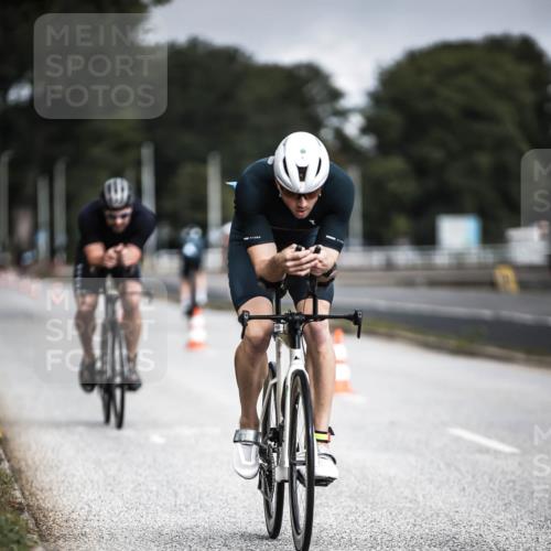 16.08.2026 - KN Förde Triathlon 2026 H.Heesch http://msf.ph/oto/9975072 16.08.2026 11:09:15 Radfahren 304, 308, 317, 354 meine-sportfotos.de