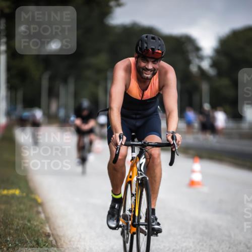 16.08.2026 - KN Förde Triathlon 2026 H.Heesch http://msf.ph/oto/9975095 16.08.2026 11:09:25 Radfahren 349, 356, 369, 441 meine-sportfotos.de