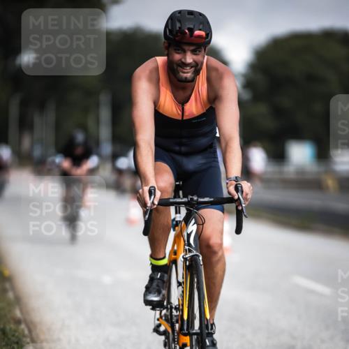 16.08.2026 - KN Förde Triathlon 2026 H.Heesch http://msf.ph/oto/9975100 16.08.2026 11:09:25 Radfahren 349, 356, 369, 441 meine-sportfotos.de